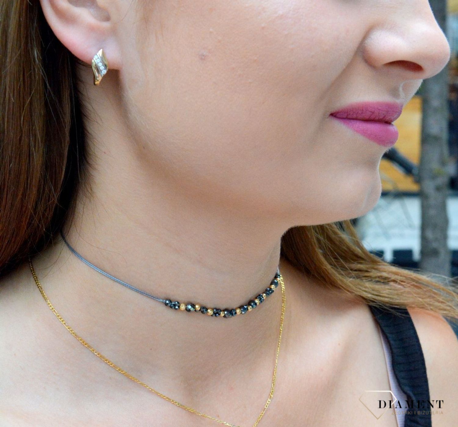 Złote kolczyki 333 ozdobione błyszczącą cyrkonią KL 6532 333. Złote kolczyki 333 z błyszczącą cyrkonią. Złoto, to kruszec od wieków symbolizujący luksus, doskonałość i ponadczasowość. Kolczyki to dodatek idealny dla kobiet w k.jpg